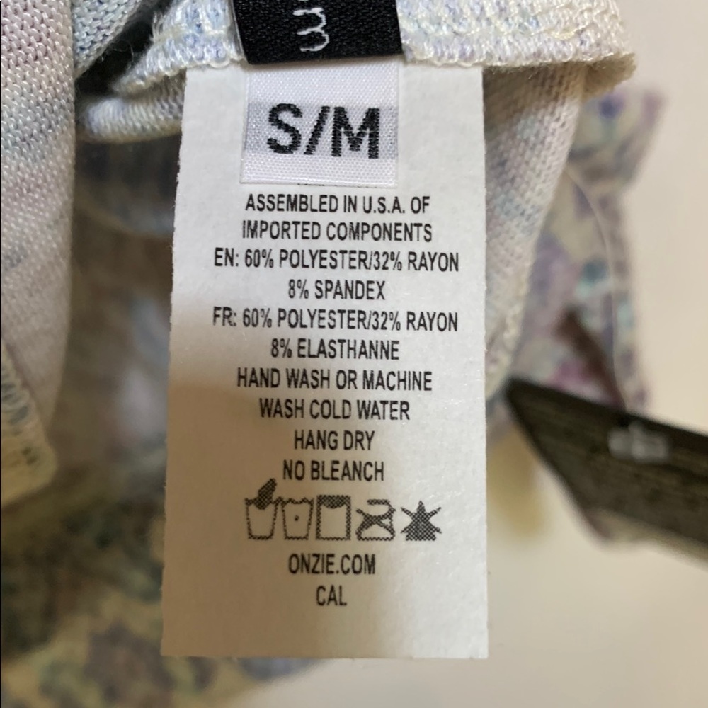 Onzie Pastel Patterned Top - Picture 6 of 6